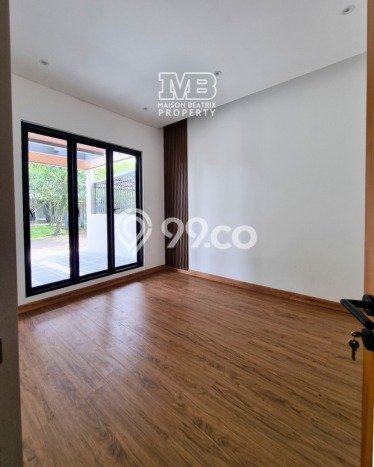 Dijual Rumah Premium dengan Fasilitas Sekitar Komplit di BSD, Tangerang Selatan Dijual Rumah Premium dengan Fasilitas Sekitar Komplit di BSD, Tangerang Selatan