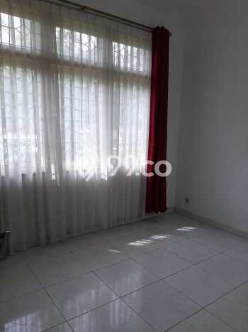 Rumah Siap Huni 4 KT 3 KM di Rempoa, Tangerang Rumah Siap Huni 4 KT 3 KM di Rempoa, Tangerang