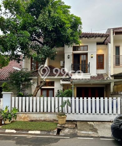 For Sale! Luxury House LT 160m2 Desain Elegan di Pondok Indah For Sale! Luxury House LT 160m2 Desain Elegan di Pondok Indah