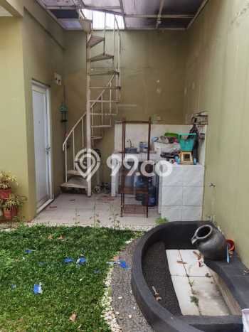 Jual Rumah Strategis Bagus Punya 2 KT di Ciputat Tangerang Selatan SHM Jual Rumah Strategis Bagus Punya 2 KT di Ciputat Tangerang Selatan SHM
