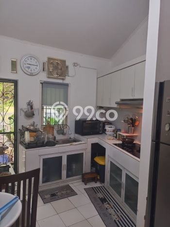 Dijual Rumah Premium dengan Fasilitas Sekitar Komplit di Ciputat, Tangerang Selatan Dijual Rumah Premium dengan Fasilitas Sekitar Komplit di Ciputat, Tangerang Selatan
