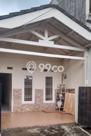 Jual Rumah Strategis Bagus Punya 2 KT di BSD Tangerang Selatan SHM Jual Rumah Strategis Bagus Punya 2 KT di BSD Tangerang Selatan SHM