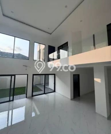 Dijual Rumah Premium dengan Fasilitas Sekitar Lengkap di BSD, Tangerang Selatan Dijual Rumah Premium dengan Fasilitas Sekitar Lengkap di BSD, Tangerang Selatan
