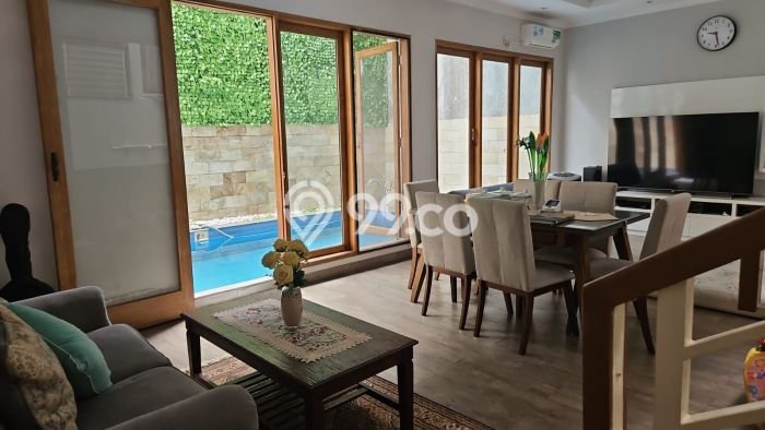 Dijual Rumah Luas Elegan Dengan View Eksklusif di Bintaro, Tangerang Selatan Dijual Rumah Luas Elegan Dengan View Eksklusif di Bintaro, Tangerang Selatan