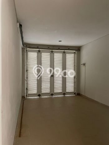 Rumah Luxury Modern Tanpa Renovasi di BSD Tangerang Rumah Luxury Modern Tanpa Renovasi di BSD Tangerang