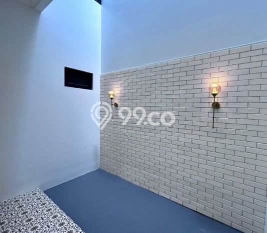 Hunian Mewah Dijual LT 142m2 di BSD, Tangerang Selatan Hunian Mewah Dijual LT 142m2 di BSD, Tangerang Selatan