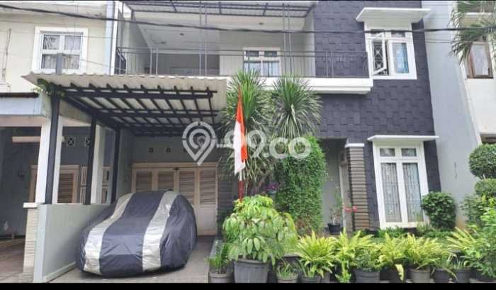Siap Huni Hunian Elit 4 Kamar di Ciputat Timur Dekat ke Mana Pun Siap Huni Hunian Elit 4 Kamar di Ciputat Timur Dekat ke Mana Pun