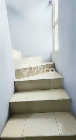 Rumah Modern Cantik 3 KT Bisa Langsung Pindah di Ciputat Rumah Modern Cantik 3 KT Bisa Langsung Pindah di Ciputat