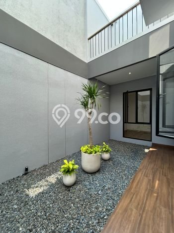 Rumah Elit LB 140m2 Siap Pakai Desain Elegan di Bintaro, Tangerang Selatan Rumah Elit LB 140m2 Siap Pakai Desain Elegan di Bintaro, Tangerang Selatan