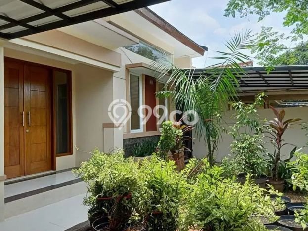 Rumah Elit Modern Tanpa Renovasi di BSD Kencana Loka Tangerang Rumah Elit Modern Tanpa Renovasi di BSD Kencana Loka Tangerang