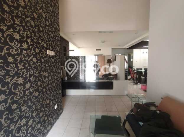 Rumah Elit LB 125m2 Siap Pakai Desain Elegan di Kota Baru Parahyangan, Bandung Rumah Elit LB 125m2 Siap Pakai Desain Elegan di Kota Baru Parahyangan, Bandung