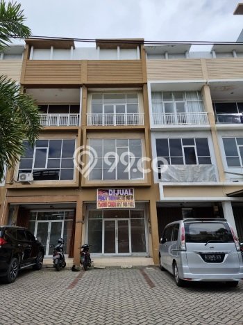 Unit Ruko Dijual di Jakarta Barat LT 68m2 & LB 180m2 Unit Ruko Dijual di Jakarta Barat LT 68m2 & LB 180m2