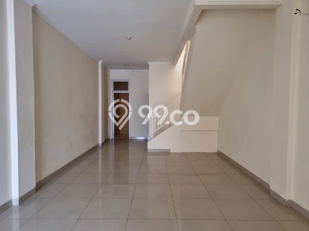 Unit Ruko Dijual di Jakarta Barat LT 68m2 & LB 180m2 Unit Ruko Dijual di Jakarta Barat LT 68m2 & LB 180m2