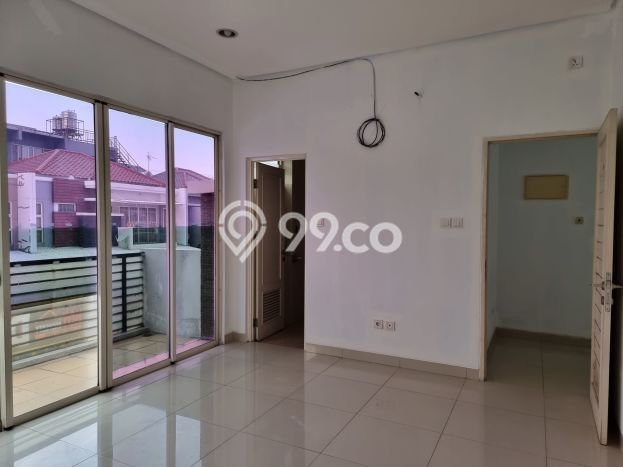 Rumah Sewa Jakarta Barat LT 150m2 LB 182m2 Area Puri Mansion Rumah Sewa Jakarta Barat LT 150m2 LB 182m2 Area Puri Mansion