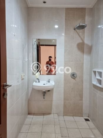 Disewakan! Rumah 5 Kamar Tidur &
3 Kamar Mandi di Puri Mansion, Jakarta Barat Disewakan! Rumah 5 Kamar Tidur &
3 Kamar Mandi di Puri Mansion, Jakarta Barat