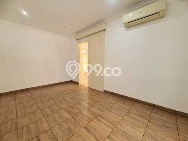 Rumah Sewa Jakarta Barat LT 150m2 LB 182m2 Area Puri Mansion Rumah Sewa Jakarta Barat LT 150m2 LB 182m2 Area Puri Mansion