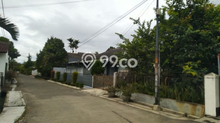 Lahan Kosong Dijual di Arcamanik, Bandung, Luas 198m2 Area Strategis Lahan Kosong Dijual di Arcamanik, Bandung, Luas 198m2 Area Strategis