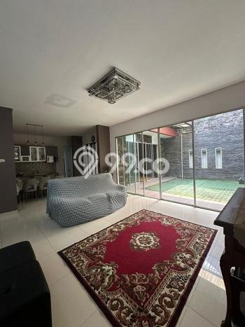 Jual Rumah Mewah Megah Dengan View Eksklusif di Citra Grand, Jakarta Timur Jual Rumah Mewah Megah Dengan View Eksklusif di Citra Grand, Jakarta Timur