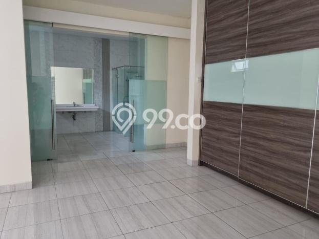 Rumah Luxury Modern Tanpa Renovasi di Raffles Hills Jakarta Timur Rumah Luxury Modern Tanpa Renovasi di Raffles Hills Jakarta Timur