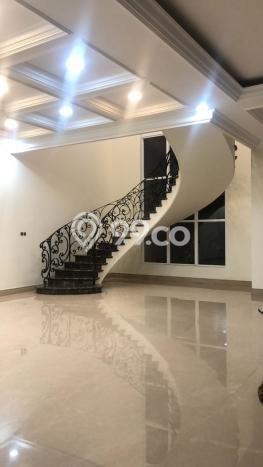 Ready to Use! Premium House LT 627m2 Desain Elegan di Pondok Indah Ready to Use! Premium House LT 627m2 Desain Elegan di Pondok Indah