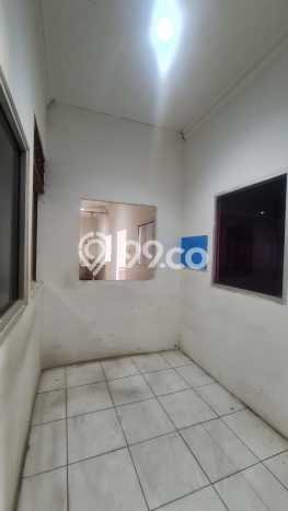 Pabrik Area Komersial di Cileungsi, Luas 1700m², Pusat Niaga Pabrik Area Komersial di Cileungsi, Luas 1700m², Pusat Niaga