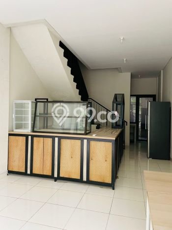 Ruko Kawasan Bisnis Kawasan Raffles Hills, Luas 142m², Siap Operasi Ruko Kawasan Bisnis Kawasan Raffles Hills, Luas 142m², Siap Operasi