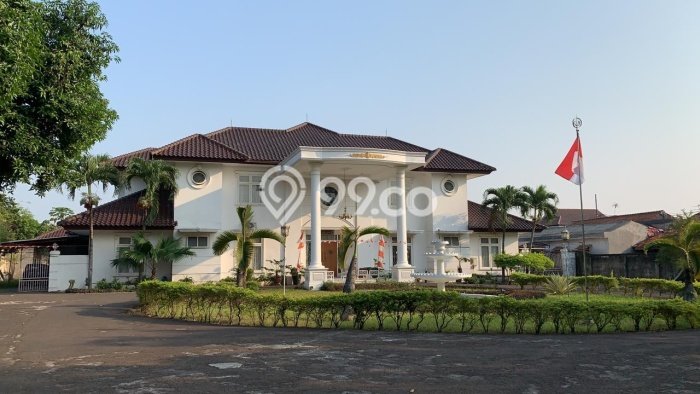 Hunian Elit LB 624m2 Siap Huni Desain Elegan di Cilendek Barat, Bogor Hunian Elit LB 624m2 Siap Huni Desain Elegan di Cilendek Barat, Bogor