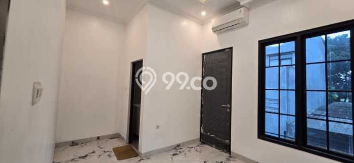Dijual Rumah Minimalis Bagus Punya 4 KT di Jagakarsa Jakarta Selatan SHM Dijual Rumah Minimalis Bagus Punya 4 KT di Jagakarsa Jakarta Selatan SHM