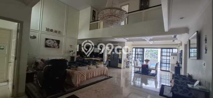 Rumah Mewah LB 750m2 Siap Pakai Desain Elegan di Citra Grand, Jakarta Timur Rumah Mewah LB 750m2 Siap Pakai Desain Elegan di Citra Grand, Jakarta Timur