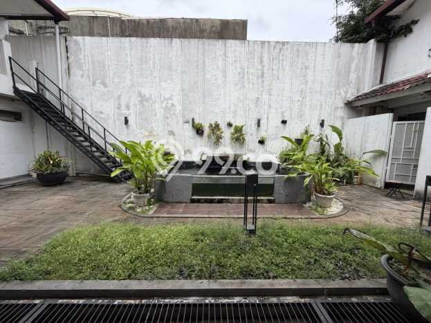 Kantor Dijual Lokasi Stratagis di Kebayoran Baru Jakarta Selatan Cocok untuk Investasi Kantor Dijual Lokasi Stratagis di Kebayoran Baru Jakarta Selatan Cocok untuk Investasi