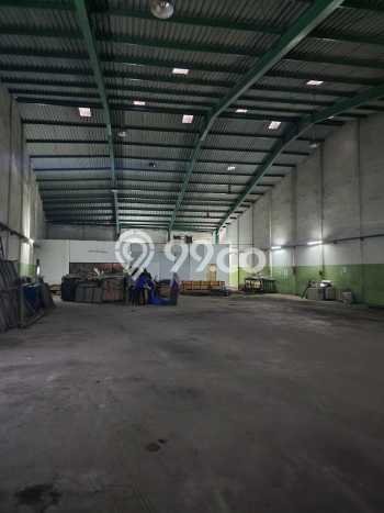 AREA BISNIS! Gudang Kawasan Cilangkap, Luas 1200m2m², Mainroad, Ramai AREA BISNIS! Gudang Kawasan Cilangkap, Luas 1200m2m², Mainroad, Ramai
