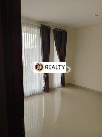 Rumah di Sukaraja, Bogor, LT 112m² LB 128m² Rumah di Sukaraja, Bogor, LT 112m² LB 128m²