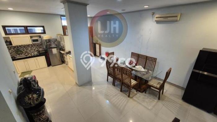 Rumah Luxury Dijual di Jakarta Timur Fasilitas Lengkap Rumah Luxury Dijual di Jakarta Timur Fasilitas Lengkap