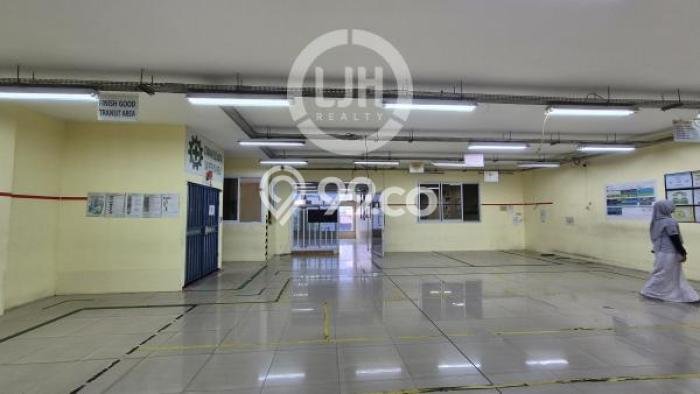 Gudang disewakan di Cakung Jakarta Timur dengan luas bangunan 351m2 Gudang disewakan di Cakung Jakarta Timur dengan luas bangunan 351m2