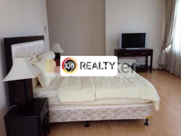 Hunian Apartemen Eksklusif untuk Dijual di Jakarta Selatan dengan 3 BR & 0 Kamar Mandi Hunian Apartemen Eksklusif untuk Dijual di Jakarta Selatan dengan 3 BR & 0 Kamar Mandi
