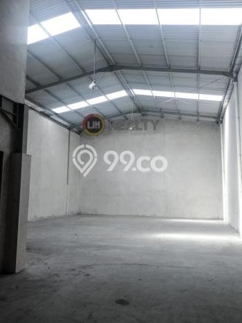 Tersedia Gudang Bisnis di Cengkareng Jakarta Barat Harga Sewa Menarik Bisa Nego Tersedia Gudang Bisnis di Cengkareng Jakarta Barat Harga Sewa Menarik Bisa Nego