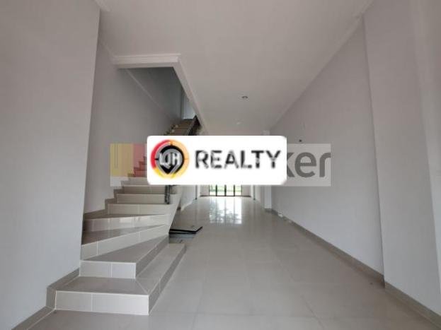 For Rent Ruko Kawasan Premium di Kelapa Gading, Luas 0m², Siap Operasi For Rent Ruko Kawasan Premium di Kelapa Gading, Luas 0m², Siap Operasi