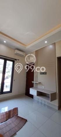 Lokasi terbaik! Rumah siap huni disewakan di Kelapa Gading LB 0m2 Lokasi terbaik! Rumah siap huni disewakan di Kelapa Gading LB 0m2