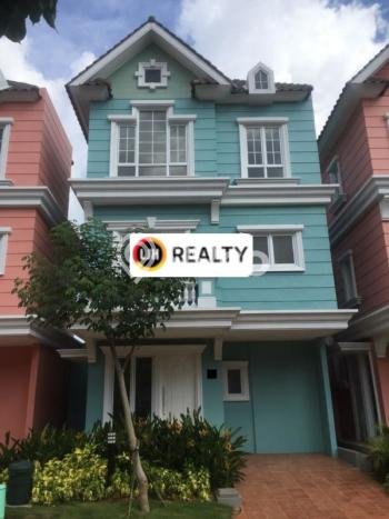 Hunian Impian Keluarga! Rumah Mewah di Gading Serpong, Tangerang, Luas 60m² LB 89m² Hunian Impian Keluarga! Rumah Mewah di Gading Serpong, Tangerang, Luas 60m² LB 89m²