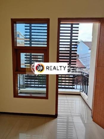 Siap Huni Hunian Elit 3 Kamar di Kelapa Gading Dekat ke Mana Saja Siap Huni Hunian Elit 3 Kamar di Kelapa Gading Dekat ke Mana Saja