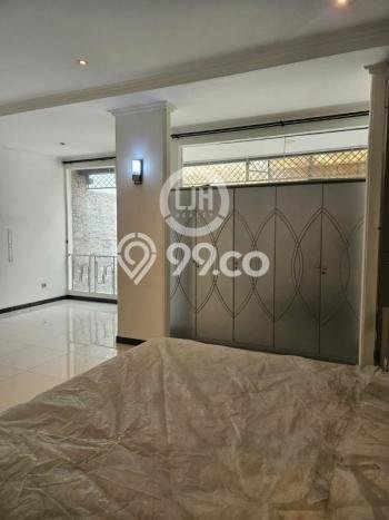 Siap Huni Rumah Mewah 4 Kamar di Kelapa Gading Dekat ke Mana Saja Siap Huni Rumah Mewah 4 Kamar di Kelapa Gading Dekat ke Mana Saja