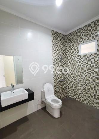 Rumah Luxury Modern Tanpa Renovasi di Gading Serpong Tangerang Rumah Luxury Modern Tanpa Renovasi di Gading Serpong Tangerang