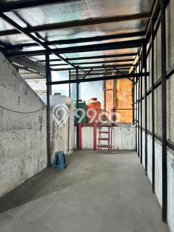 Ruko Bagus Dijual LB 300m2 Lokasi Strategis Jakarta Barat Area Cocok untuk Bisnis Ruko Bagus Dijual LB 300m2 Lokasi Strategis Jakarta Barat Area Cocok untuk Bisnis