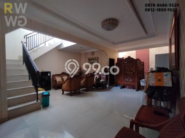 For Sale! Luxury House LT 200m2 Desain Elegan di Grand Wisata For Sale! Luxury House LT 200m2 Desain Elegan di Grand Wisata