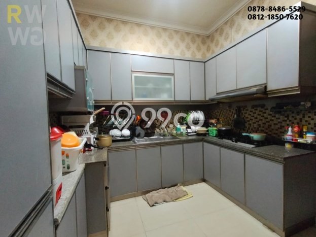 For Sale! Luxury House LT 200m2 Desain Elegan di Grand Wisata For Sale! Luxury House LT 200m2 Desain Elegan di Grand Wisata