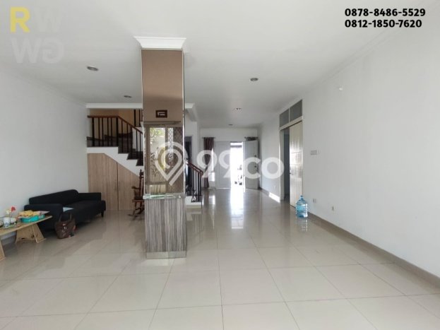 Rumah kawasan , Akses ke Sekolah, 4 KT Rumah kawasan , Akses ke Sekolah, 4 KT