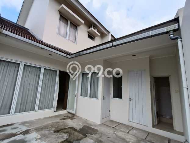 Dijual Hunian Rumah Terawat 3 Kamar di Grand Wisata, Bekasi Dijual Hunian Rumah Terawat 3 Kamar di Grand Wisata, Bekasi