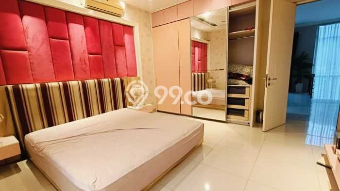 Rumah Elit Modern Tanpa Renovasi di Grand Wisata Bekasi Rumah Elit Modern Tanpa Renovasi di Grand Wisata Bekasi