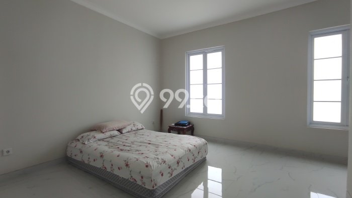 FEATURED! Rumah Nyaman di Grand Wisata, Luas 200m² LB 145m² FEATURED! Rumah Nyaman di Grand Wisata, Luas 200m² LB 145m²