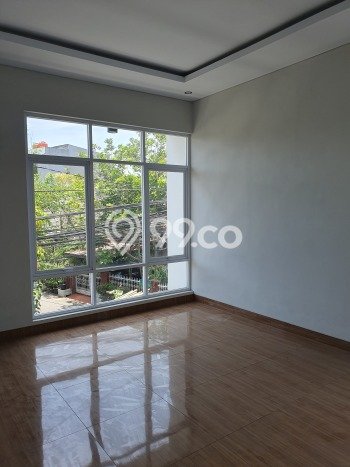 For Sale! Luxury House LT 157m2 Desain Elegan di Soekarno Hatta For Sale! Luxury House LT 157m2 Desain Elegan di Soekarno Hatta